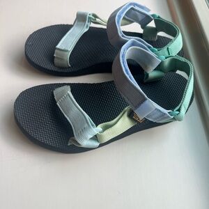 Blue/Green Teva Size 5